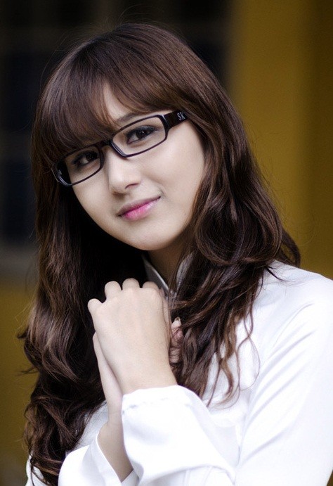 Yến Korea là một trong những gương mặt rất đáng chú ý ở cuộc thi Missteen 2011. <<HOTGIRL YẾN KOREA LÀM LU MỜ CẢ HOA CỎ MÙA XUÂN <<Á KHÔI CĐ TÀI CHÍNH - HẢI QUAN ĐẸP LÃNG MẠN TRONG SẮC TÍM <<NGỠ NGÀNG HOT GIRL CÓ VẺ ĐẸP GIỐNG CA SỸ BẢO THY <<HOTGIRL THANH THỦY ƯỚC MƠ TRỞ THÀNH CÔ GIÁO <<PHÁT SỐT VÌ CÔ GIÁO XINH ĐẸP 9X TRƯỜNG AMS <<MIDU ĐẸP TINH KHÔI GIỮA PHỐ SÀI GÒN